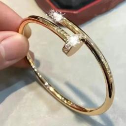 (Rough version) Rose gold with diamonds