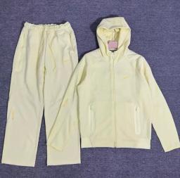 Nocta Tech Yellow Package