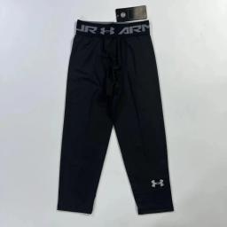 Black cropped tight pants