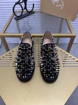 22 (non refundable, non exchangeable)