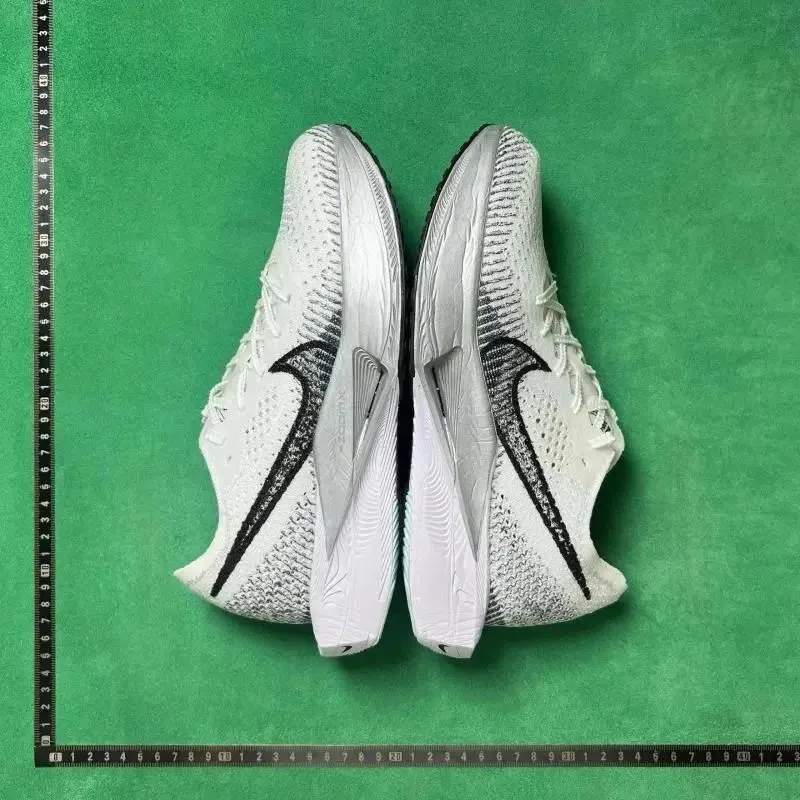 No.10 White Grey DV4129 100